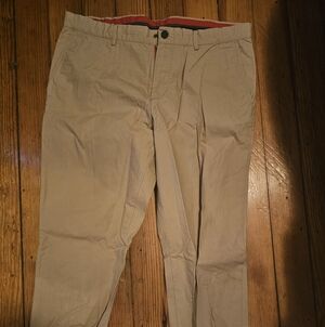 Tommy Hilfiger Men's Khaki Chinos